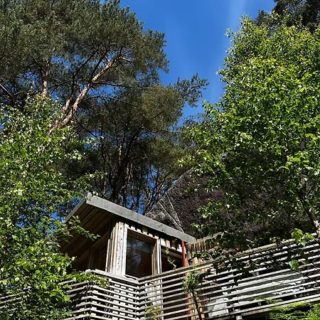 شقة On The Edge & In The Bushes